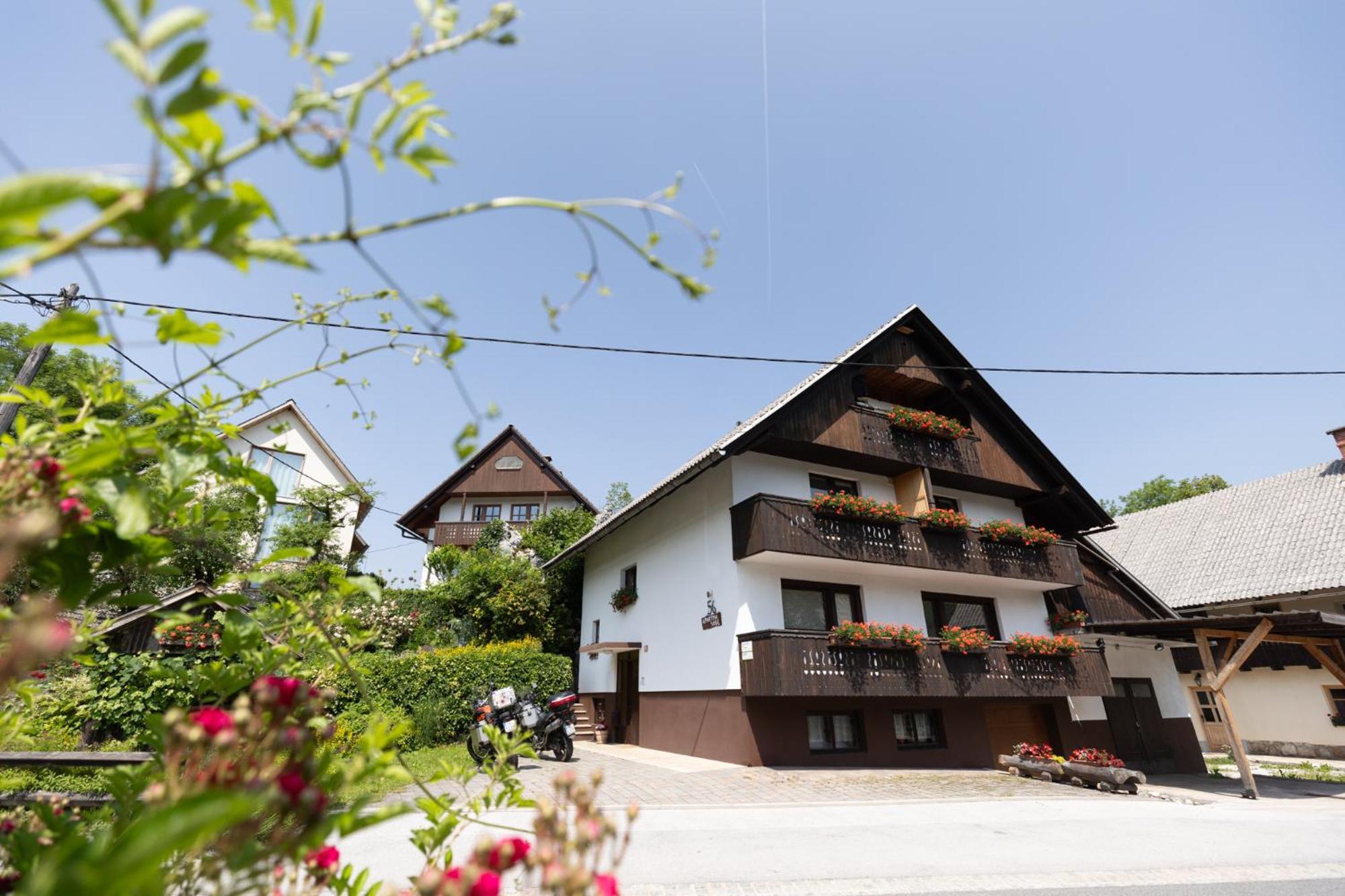 Apartments Pri Urhu Bohinj Exterior photo